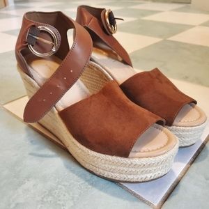 NWOT Espadrille Wedge